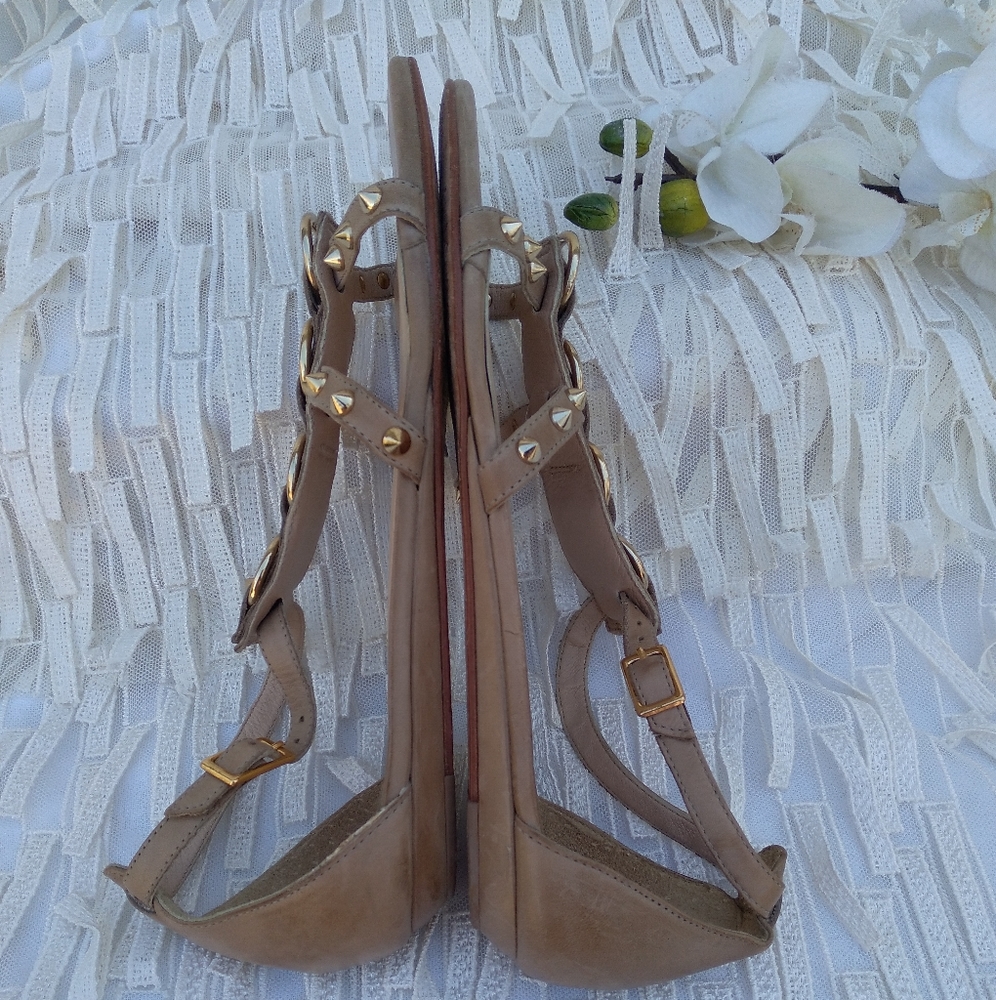 Pour La Victorie 'Tilly' Studded Sandal - Picture 5 of 6